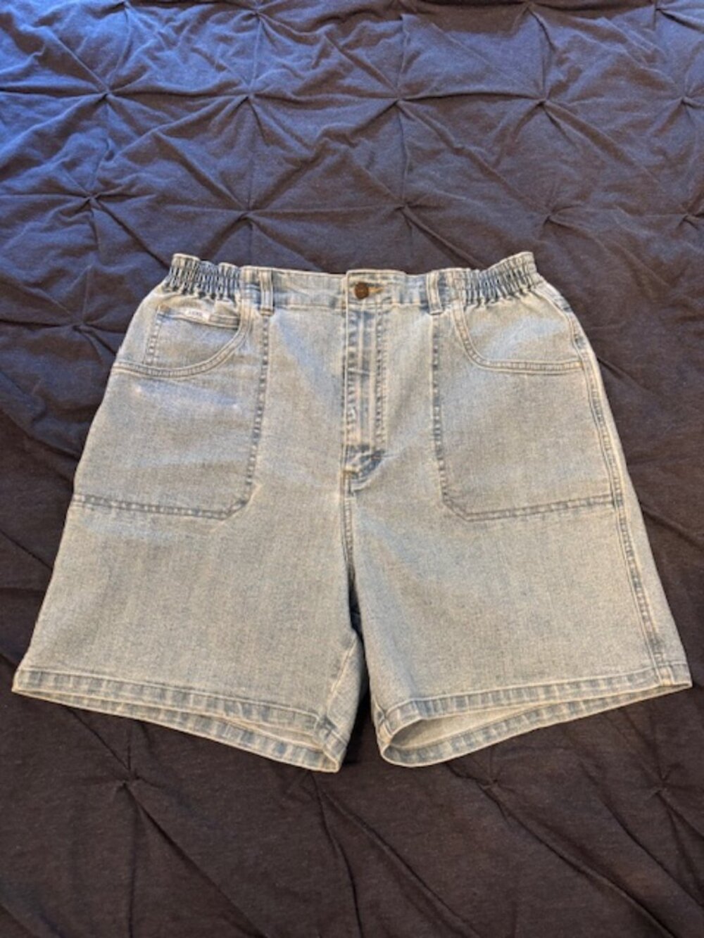 Lee Denim Jean Shorts 14 Elastic Waist Button Fly Light Blue Pockets Cotton Poly